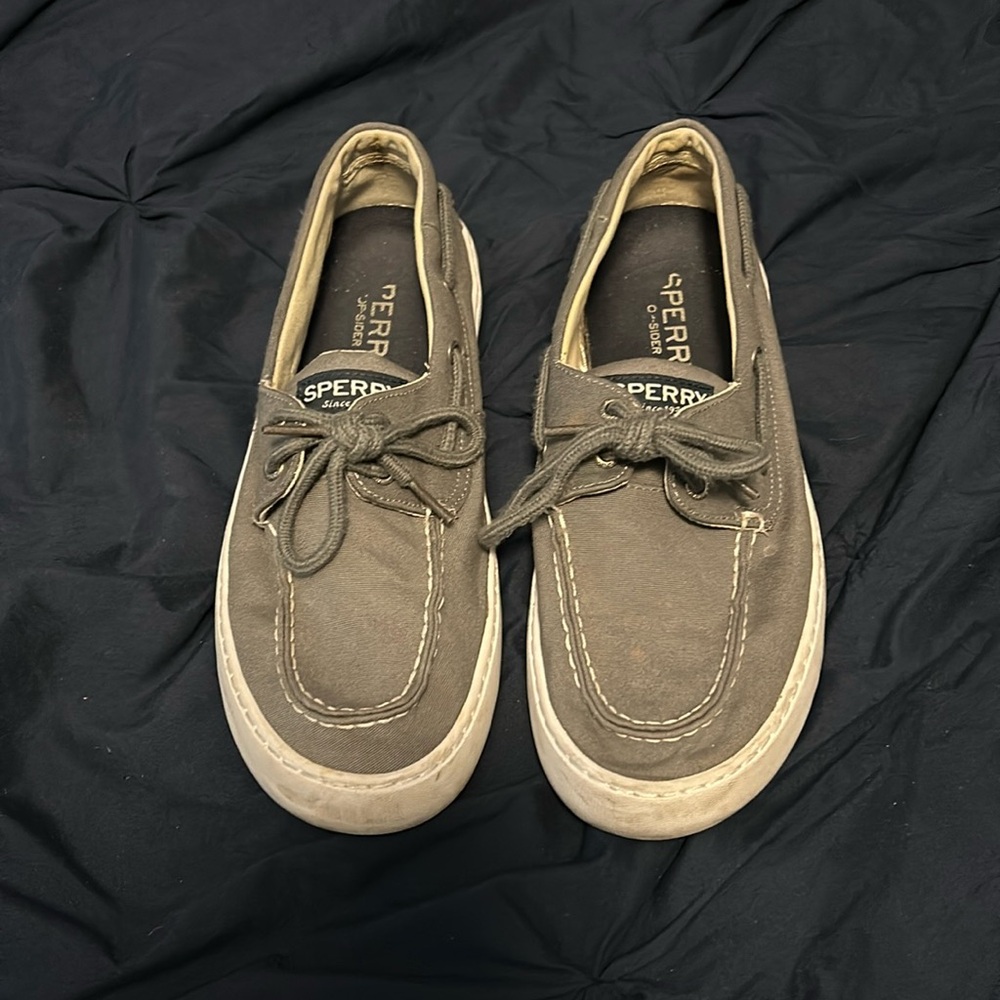 Sperry slides 9M